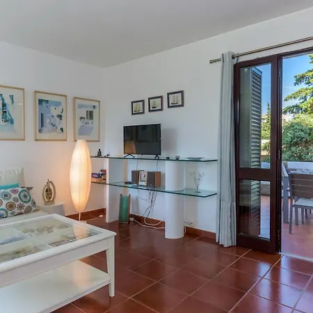 Balaia Terrace Apartment *